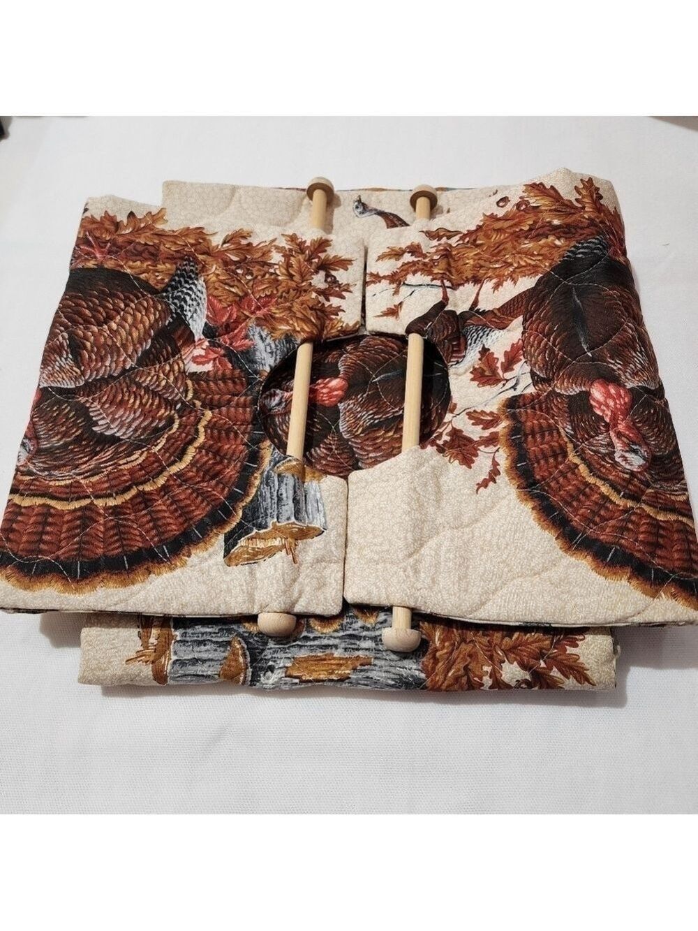 Quilted Trukey handmade casserole dish hotpad holder Thanksgiving Holiday family